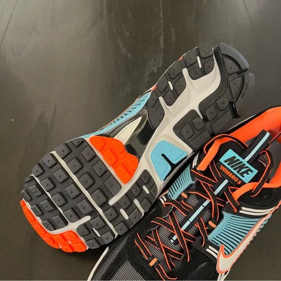✔️New✔️ NIKE Air Zoom Vomero 5 Blue Glaze Total Orange